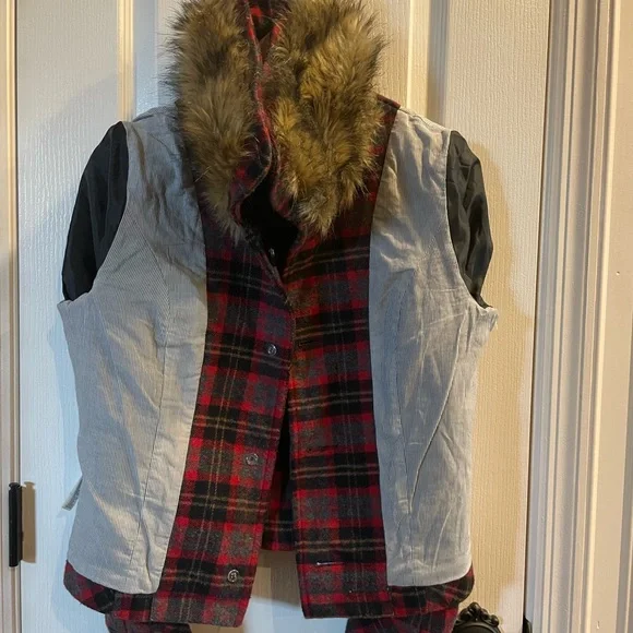 Heritage 1981 Red and Black Plaid Teddy Jacket - Picture 5 of 5